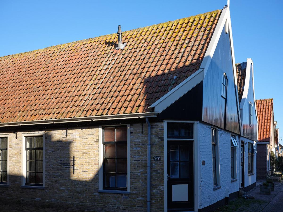 Jagershuistexel Bed & Breakfast Oosterend  Exterior photo